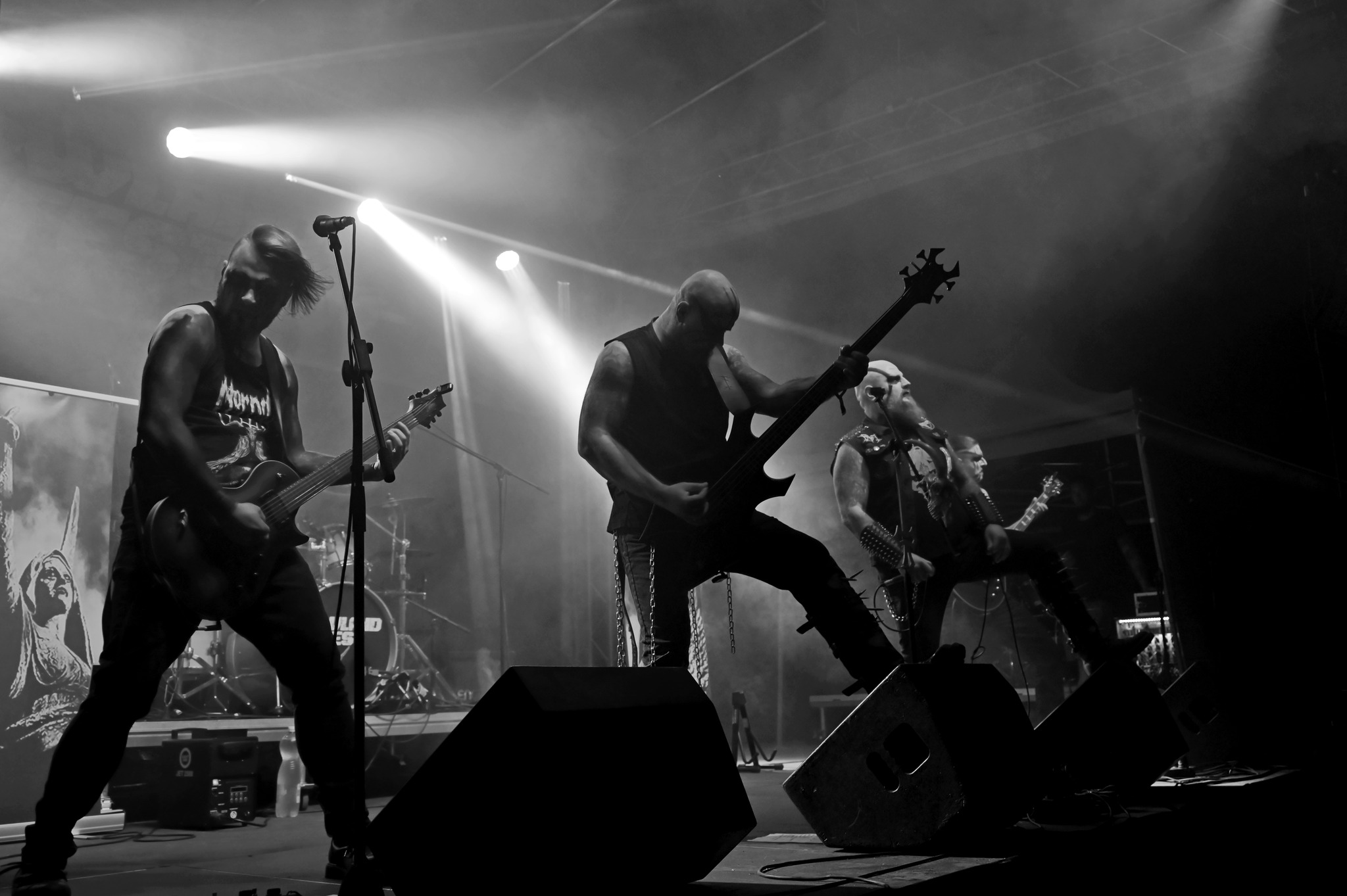 Frost - Hangulatvideó készült a szeptemberben megjelent 'Age Of fading And Doom' albumuk 'The Gate' dalához!